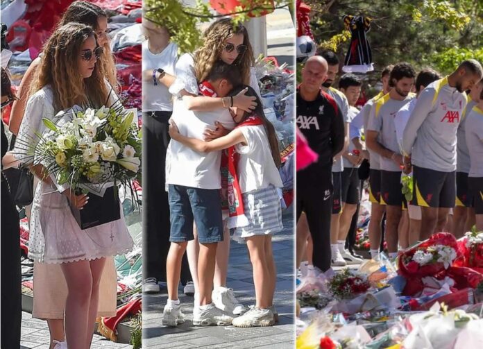 Cardoso se unió al equipo de Liverpool, que presentó sus propios homenajes en forma de una rosa cada uno