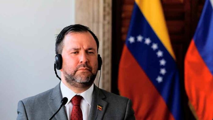 Gil sostuvo dos reuniones telefónicas con sus homólogos de Egipto y de la República Democrática del Congo