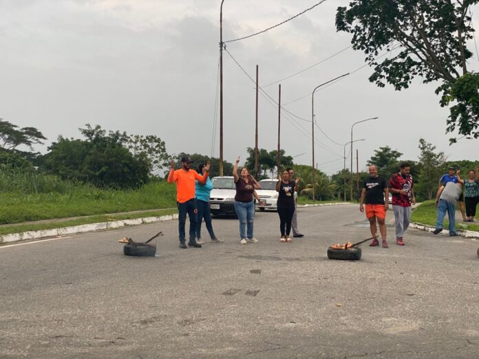 Manifestaron en la entrada de Cañaveral