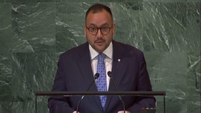 Pérez consideró que, para alcanzar un acuerdo de paz, es necesario que el Gobierno de Estados Unidos cese su complicidad con Israel