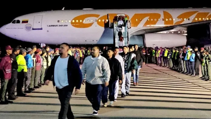 En los últimos 9 días han regresado al país más de 800 personas por los vuelos de repatriación Foto archivo
