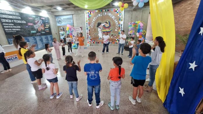 La primera actividad formativa sobre teatro infantil