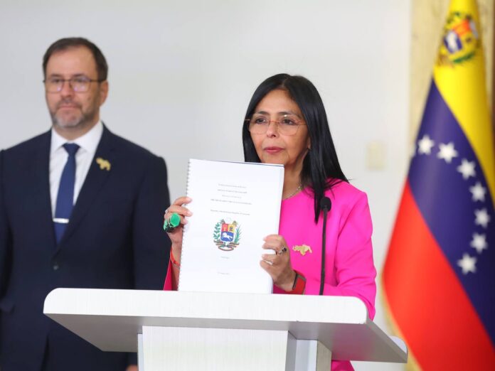 Rodríguez informó que entregó ante la CIJ un nuevo documento con la 