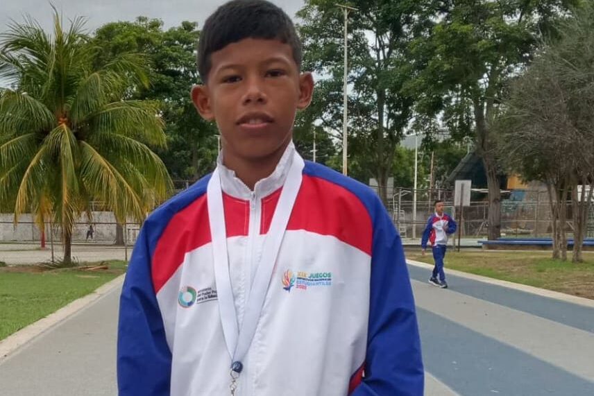 Kelvin Cuenca ganó oro en 80 metros planos (DA)