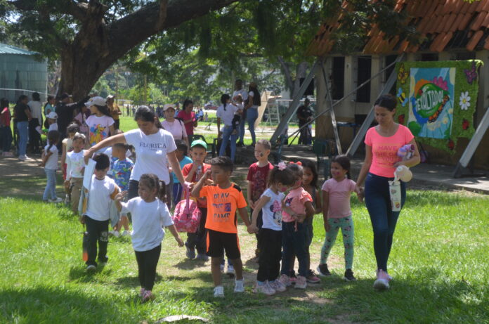 Escuela Bíblica de Vacaciones fomenta valores en niños y jóvenes