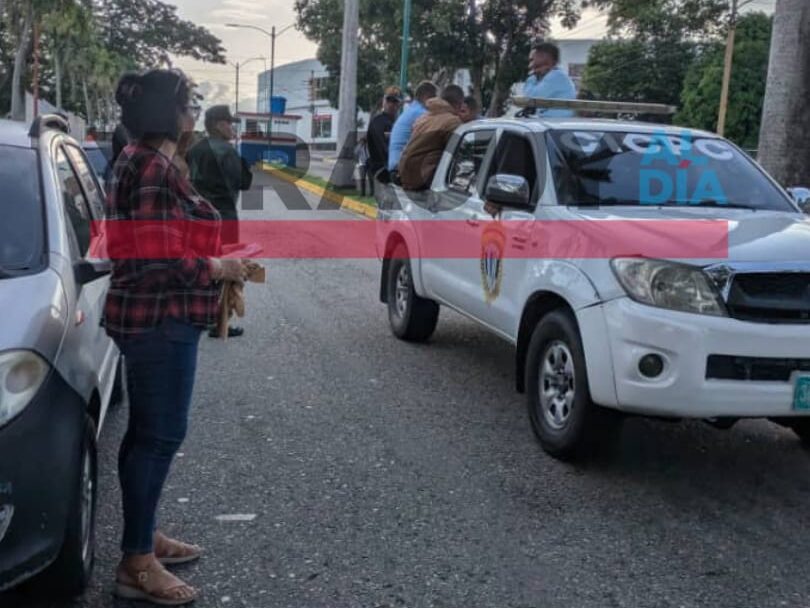 Familiares de la víctima estaban en las afueras del SENAMECF