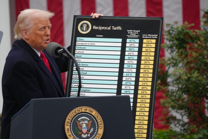 Trump ha dicho que las nuevas tarifas arancelarias buscan reducir el “gran déficit” del país frente a sus aliados comerciales