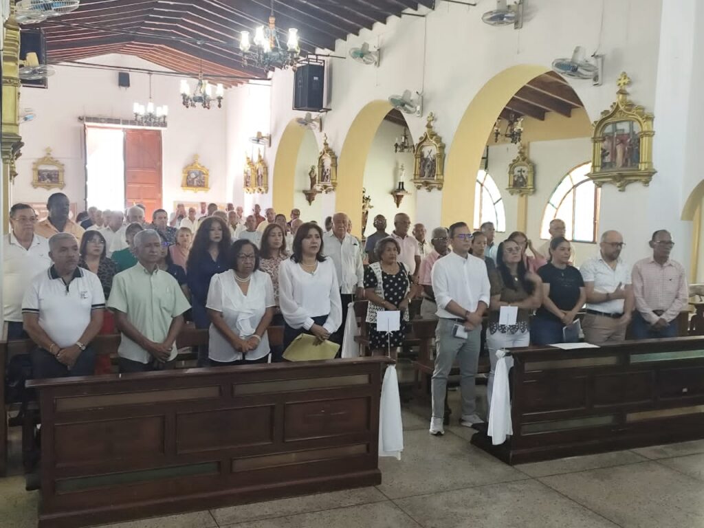 Durante la celebración religiosa pidieron por la estabilidad del país