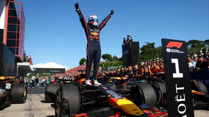 Max Verstappen, Red Bull Racing, se mostró emocionado
