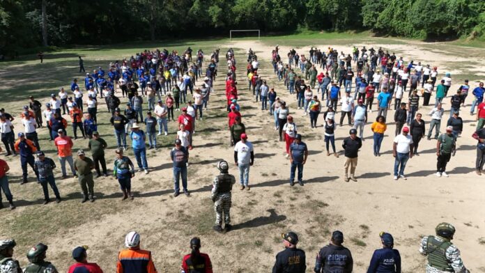 En la actividad participaron representantes de varios organismos, periodistas y cuerpos de seguridad