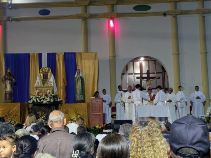 Monseñor Rubén Delgado presidió la eucaristía