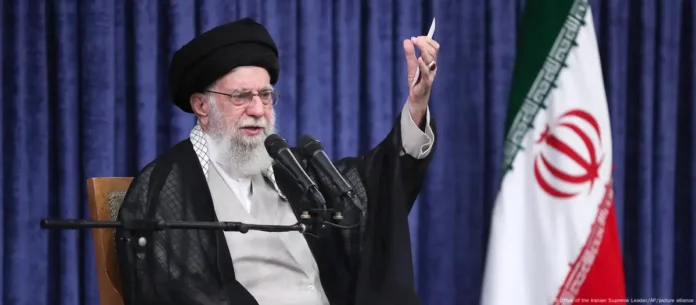 Ayatolá Ali Jamenei, máxima autoridad política y religiosa de Irán