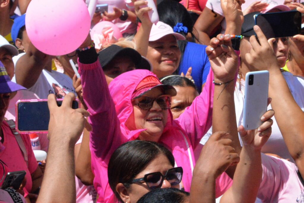 Cientos de mujeres acudieron a la convocatoria