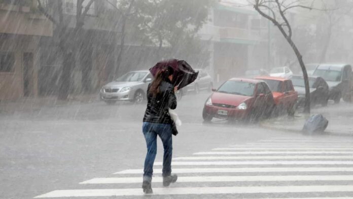 El instituto destacó que la situación atmosférica se verá agravada por la presencia confirmada del fenómeno climático “La Niña”