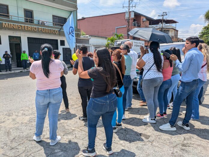 La mamá y un tío del niño fueron atendidos en el Ministerio Público