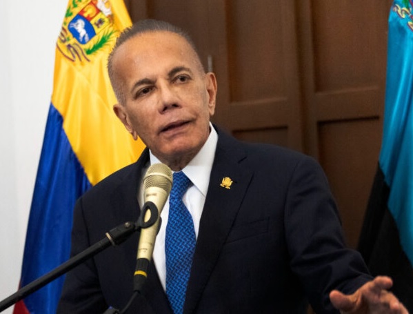 El partido asegura que su fundador no ha firmado ningún documento El partido asegura que su fundador no ha firmado ningún documento