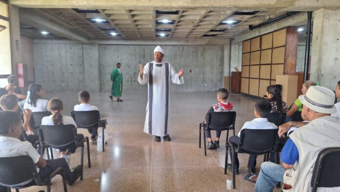 Expresión Popular y Luz de Luna realizarán un recorrido con teatro de calle
