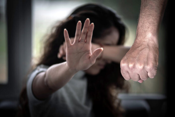 El silencio lo único que permite es proteger al agresor e intensificar el dolor de la víctima