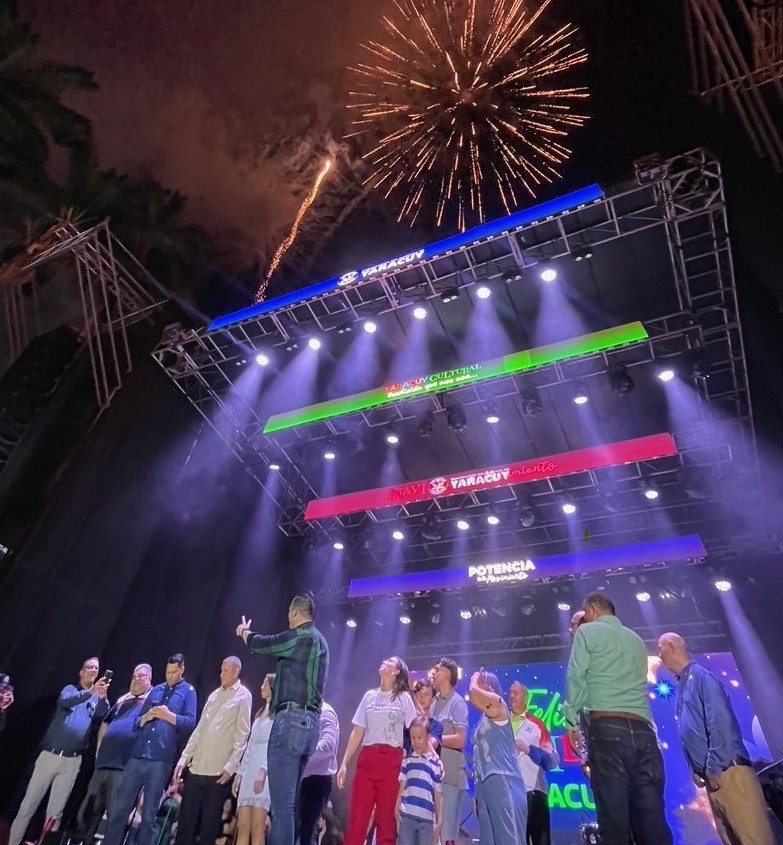 El gobernador, la primera dama, los alcaldes y demás autoridades encabezaron el evento