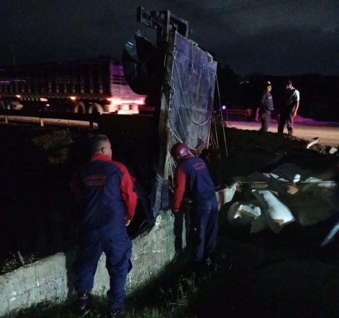 El rescate del cadáver culminó la madrugada de este sábado