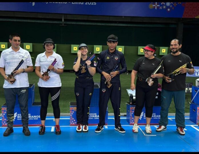 En suelo inca el nuestro estuvo haciendo equipo con Verónica Lozada. En el podio, la pareja venezolana estuvo escoltada por los representantes de Ecuador y Colombia