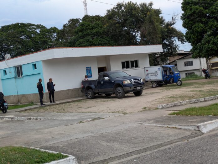 Un equipo multidisciplinario se encargó de realizar pruebas para encontrar al responsable, pero esto al parecer quedó hasta allí