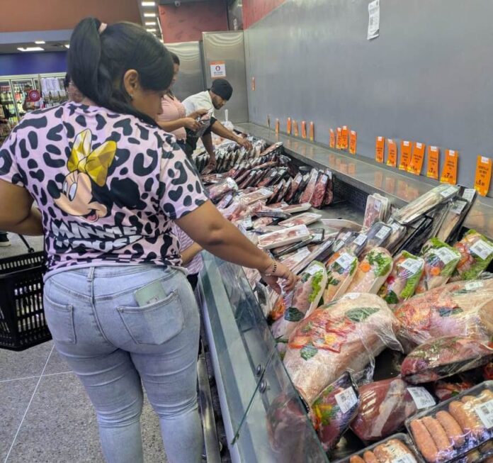 En algunas carnicerías y supermercados de la ciudad están ofertando el corte que suele pesar entre cuatro y hasta 11 kilos
