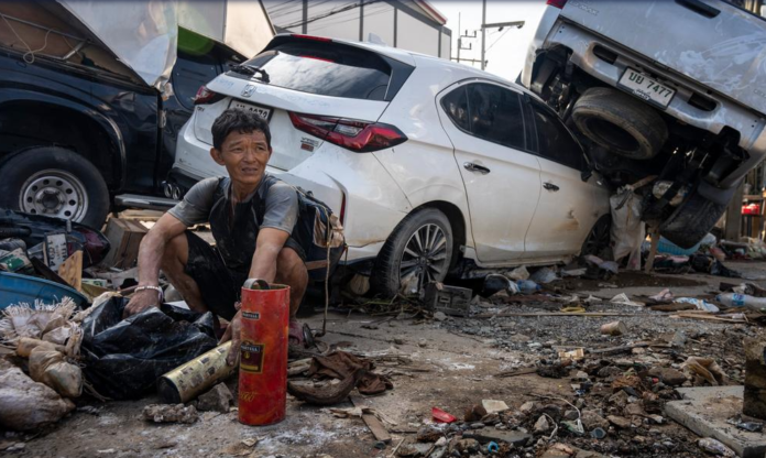 El Gobierno envió ayuda, pero la población ha criticado la respuesta a las inundaciones en Tailandia
