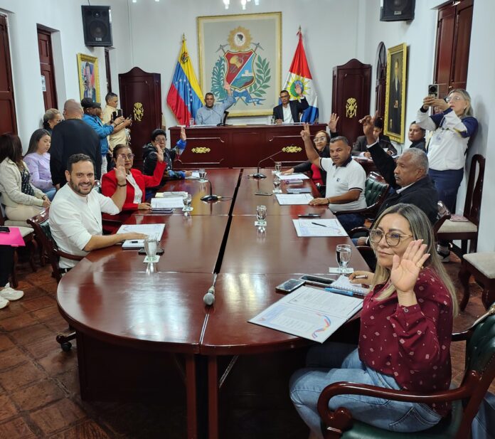 La Comisión de Mesa y Política estará presidida por Deibi Ocanto, vicepresidente Víctor Patrizzi, miembro Nelby Galíndez y secretaria Shirley Romero.