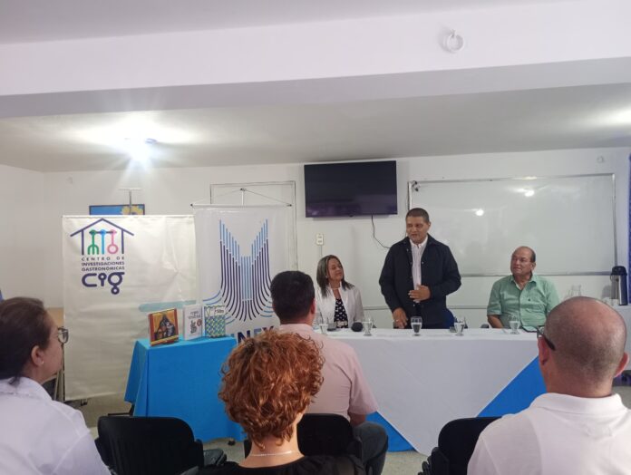 Este acuerdo busca establecer las bases para expandir cooperación académica y científica que incluirá el desarrollo de programas, proyectos y acciones de formación