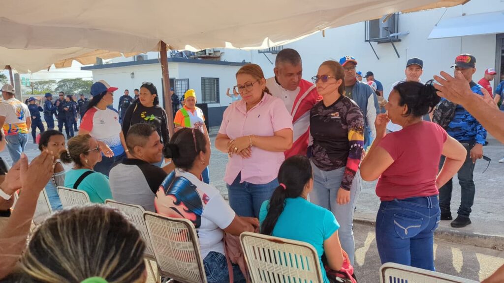 Autoridades estuvieron presentes en la reinauguración