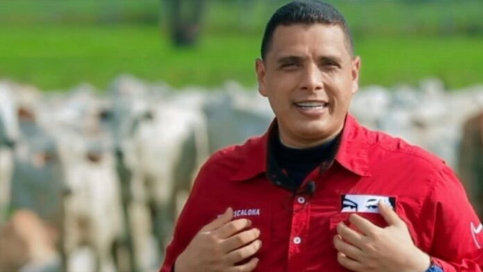 Designó al capitán Juan Escalona como el ministro del Despacho de la Presidencia