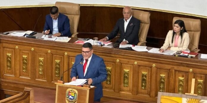 La propuesta de la ley fue presentada por el diputado Jehyson Guzmán