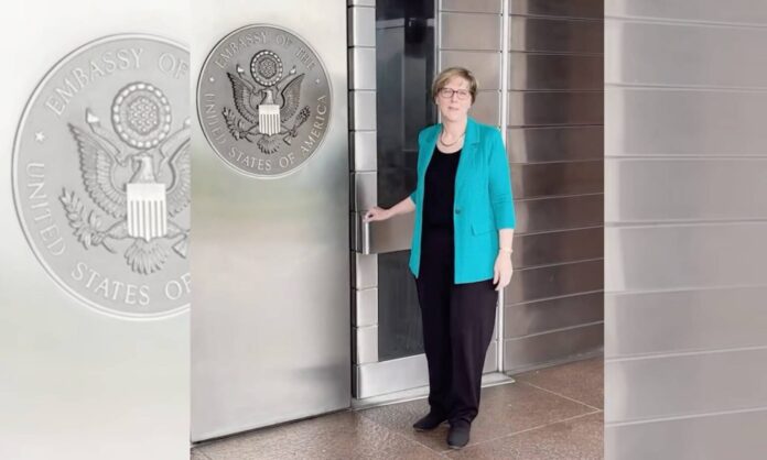 Dogu anuncia oficialmente la reapertura de la misión diplomática estadounidense en el país