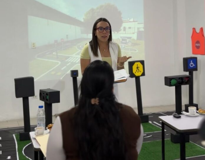 La primera dama explicó que harán un despliegue por los planteles para impulsar la enseñanza vial de forma dinámica y divertida