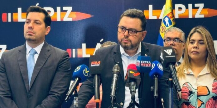 Ecarri destacó que el objetivo es reparar el daño causado a miles de trabajadores despedidos o perseguidos por razones políticas desde el 2000