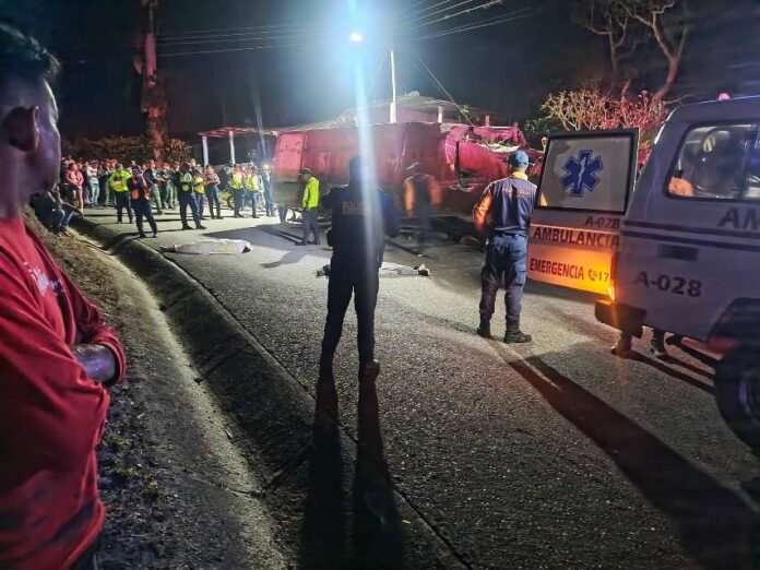 El siniestro sucedió en una de las pronunciadas curvas ubicada entre La Laguna y La Puente