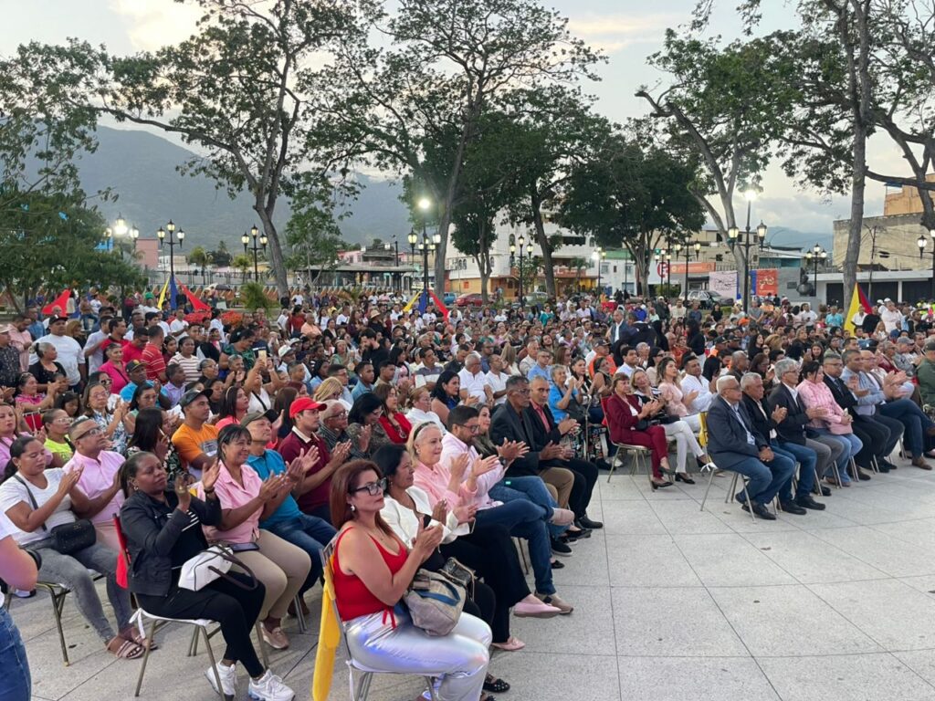 Hubo una nutrida cantidad de público asistente