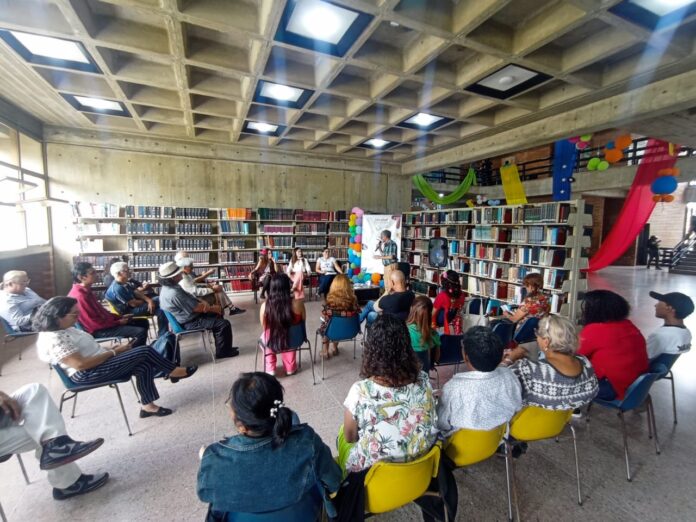El recital reunirá a reconocidos poetas como Williams Alberto Hernández, Aimée Torres, Natali Vásquez, David Figueroa Figueroa, David Figueroa González, Adrián Herrera, Helen Patricia Puertas, Soledad Vásquez Armella, Nacarith Freitez, Ero Del Canto y Norge Brito.