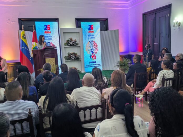 Durante su intervención como oradora del evento, Miguens habló sobre lo fundamental que es el trabajo en equipo para mantener viva esta ley.