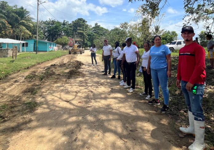 El alcalde Quero en el inicio de la obra dijo estos trabajos impulsarán no solo la labor de nuestros campesinos sino también las bondades de la zona