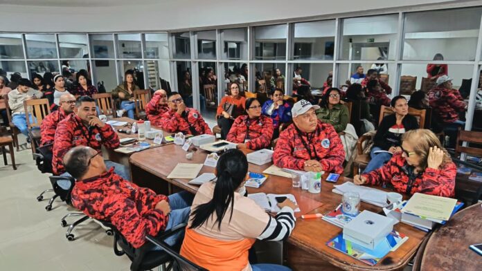 La sesión ordinaria fue realizada junto al alcalde Giovanny Parra.