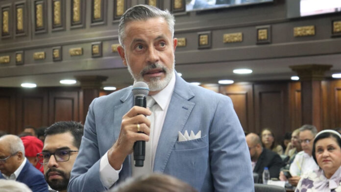 La comisión está integrada por 11 diputados, y estará presidida por el parlamentario Giuseppe Alessandrello