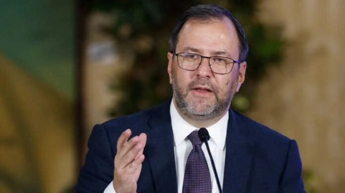 Gil aseguró que Kast no buscan una solución diplomática efectiva sino una 