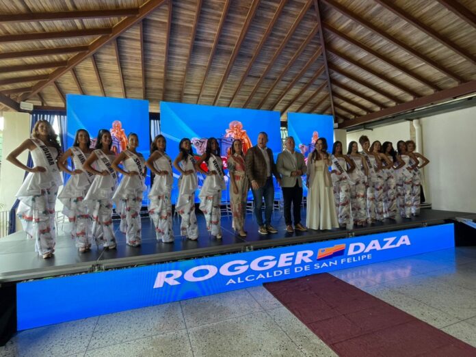 La oportunidad fue propicia para que Intoci y Daza oficializarán a las candidatas al reinado de dicho evento