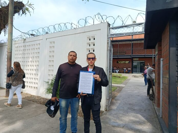 La entrega del documento fue el lunes