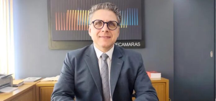 Capozzolo destacó que la reactivación económica plena solo será posible si las empresas tienen acceso directo a fuentes de financiamiento