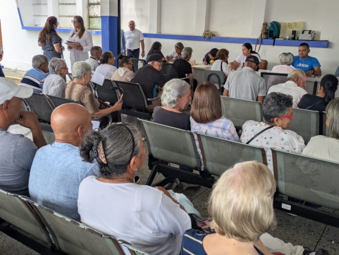 La mañana de este lunes, en el municipio San Felipe hubo una buena afluencia de diferentes trabajadores del sector.
