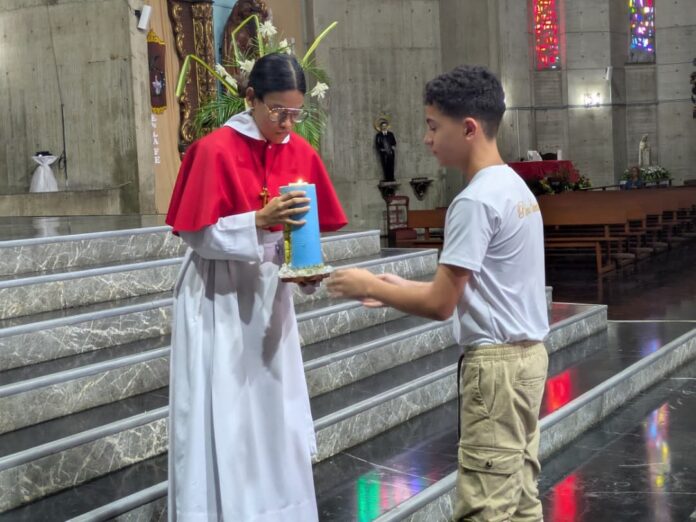 Las diversas parroquias de la entidad realizaron actividades especiales cargadas de profunda fe, religiosidad y respeto, entre ellas vigilias y misas.