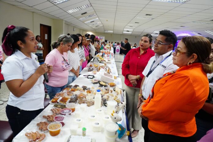 Los emprendedores fueron evaluados por los representantes de las instituciones